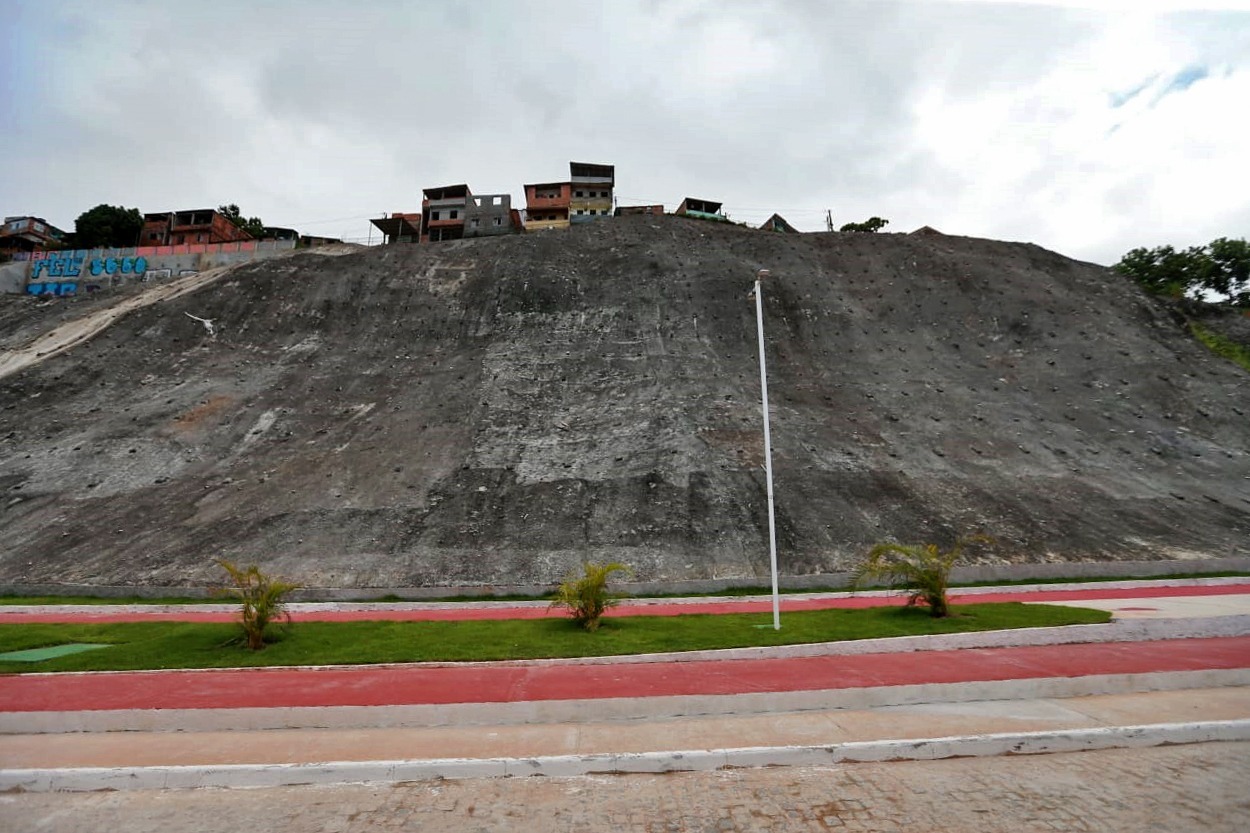 Em Salvador Rui Inaugura Obra De Conten O De Encosta Toda Bahia