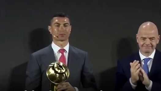 Cristiano Ronaldo é escolhido melhor jogador do século no Globe